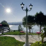 Schwarzvilla 아파트