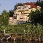 Schwarzvilla