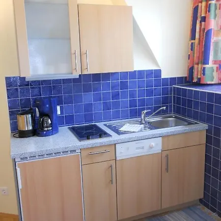 Schwarzvilla * Velden am Wörthersee