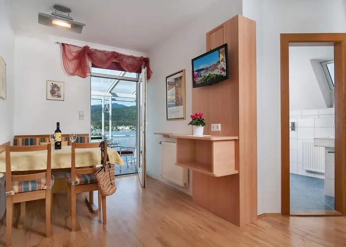 Schwarzvilla Appartement *