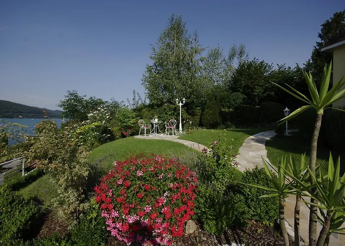 Schwarzvilla דירה *