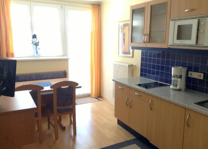 Schwarzvilla * Velden am Wörther See