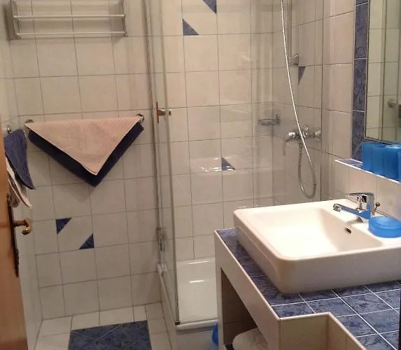 Appartement Schwarzvilla Velden am Wörther See