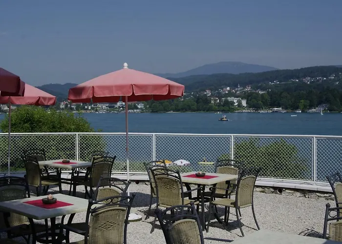 Schwarzvilla Appartement *